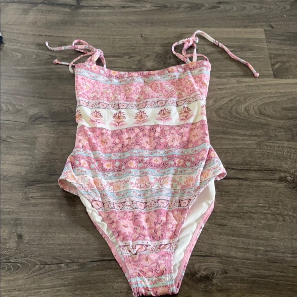 billabong one piece